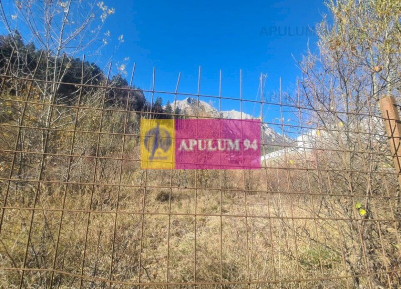 Teren intravilan de vanzare in Busteni - Zona centrala